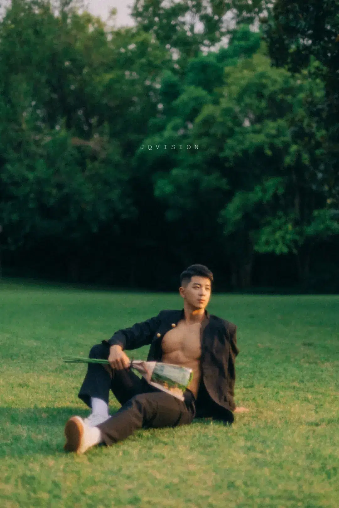 JQ's MAN|陪你走过初夏的余晖-NICEIBB